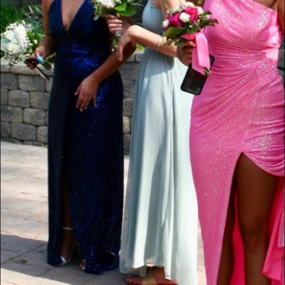 Promgirl gown (size 8)